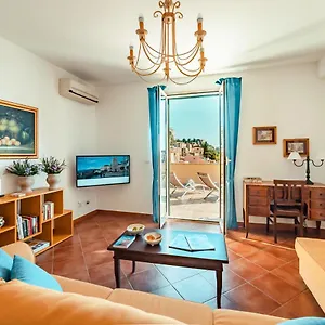 Taoapartments - Casa Vittoria Apartment Taormina